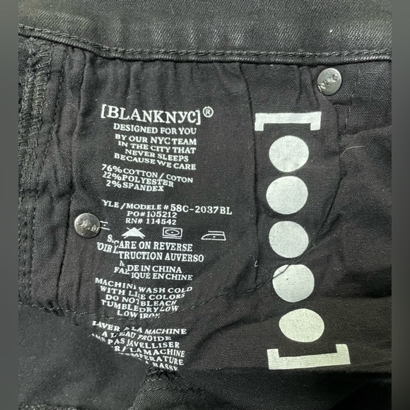 BlankNYC Black White Stripe Cropped Ankle Distressed  Raw Hem Skinny Jeans 27 - Picture 15 of 15